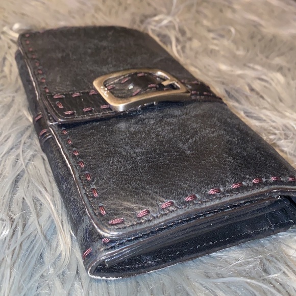 COLE Haan Village Soft Leather Continental Bi-Fold I.D. Wallet - Picture 8 of 9